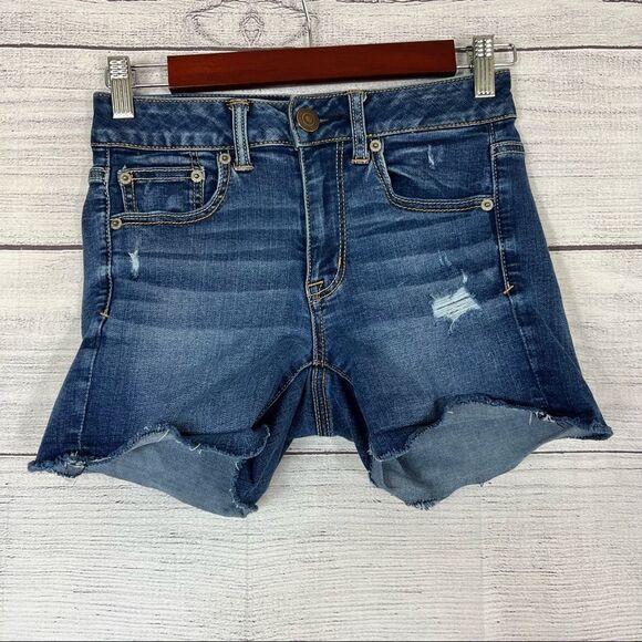 AEO Super Super Stretch Hi Rise Shorties Jean Shorts size 2 Distressed Dark Wash - Picture 1 of 10